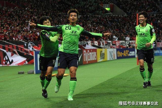 维尼修斯四度对阵莱比锡贡献三球